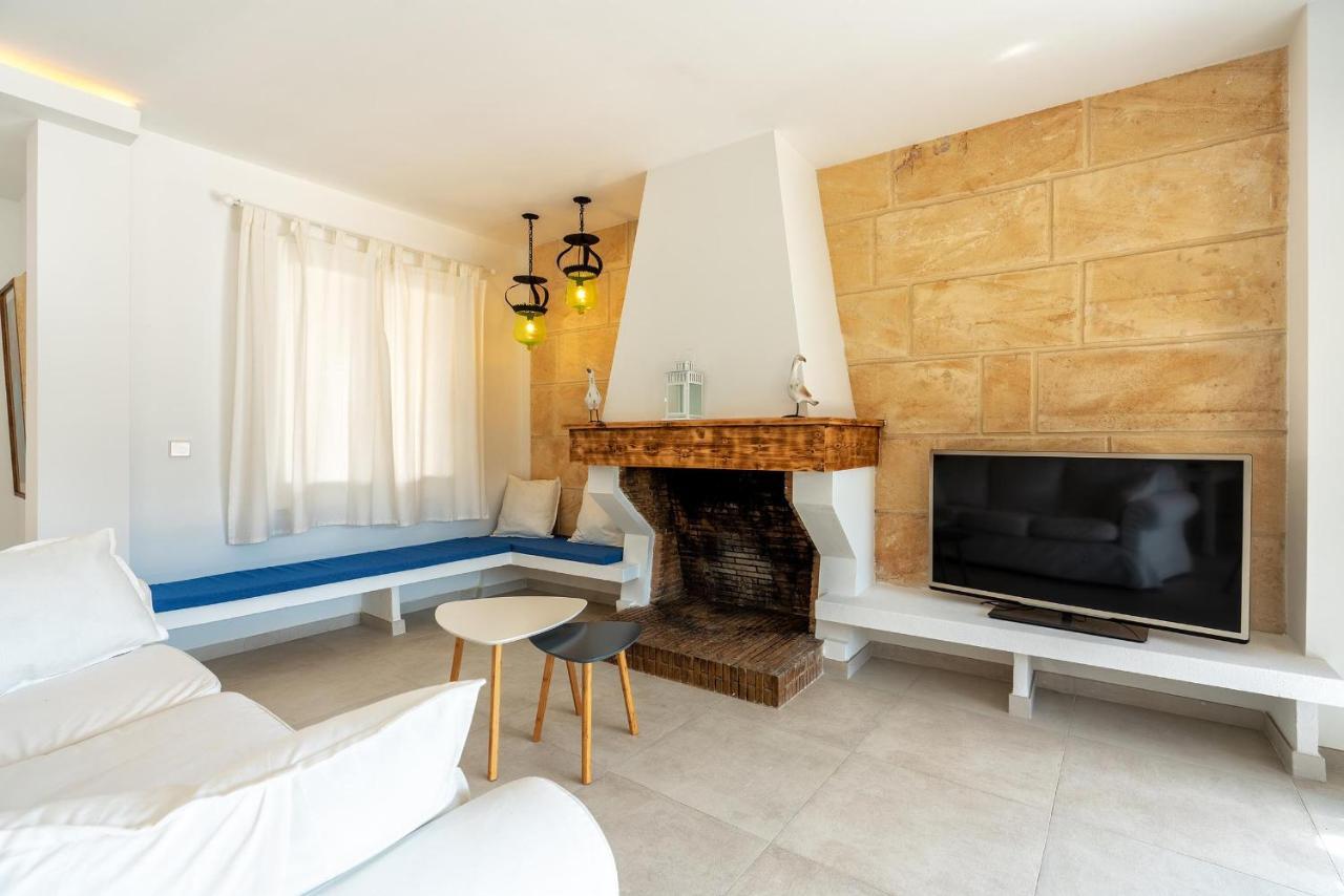 Villa Guillem Cala de Sant Vicenc Exterior foto